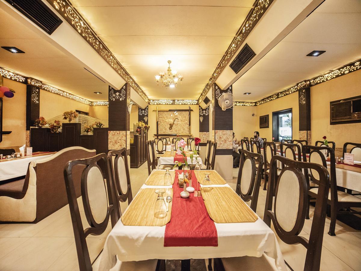 Fabhotel Santoor Geeta Bhawan Square Indore Ngoại thất bức ảnh