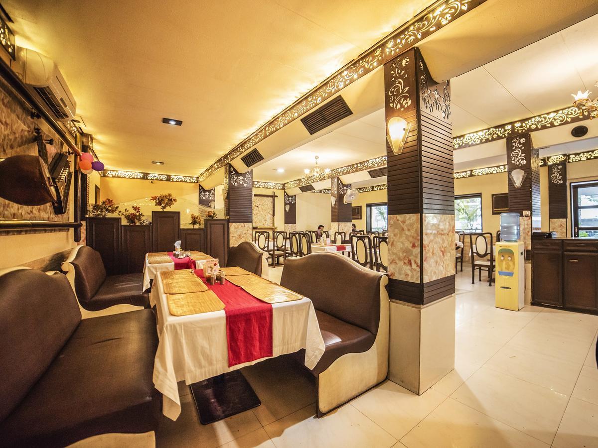 Fabhotel Santoor Geeta Bhawan Square Indore Ngoại thất bức ảnh